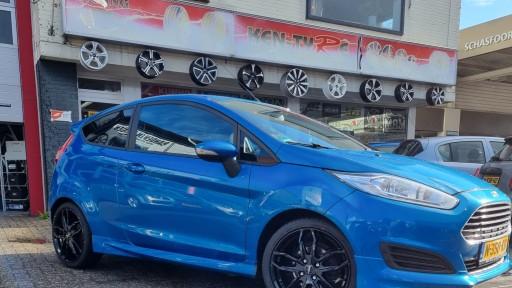 Rial 17 inch Ford Fiesta.jpg