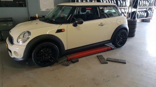 Noir 17 inch Mini R56.jpg